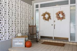 3000 PINE GROVE LANE, LADY LAKE, FL 32159 - MLS#MFRG5103315