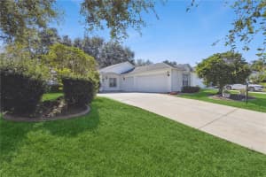 4936 SAWGRASS LAKE CIRCLE, LEESBURG, FL 34748 - MLS#MFRG5103329