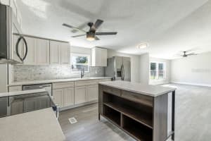 7869 CR 109E, LADY LAKE, FL 32159 - MLS#MFRG5103333
