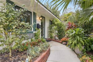 635 MICHIGAN STREET, MOUNT DORA, FL 32757 - MLS#MFRG5103342