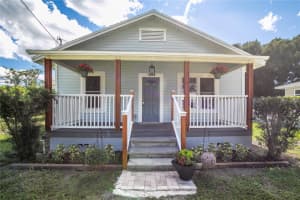 1240 JACKSON AVENUE, MOUNT DORA, FL 32757 - MLS#MFRG5103344