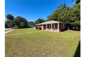 208 PALM WAY, TAVARES, FL 32778 - MLS#MFRG5103376