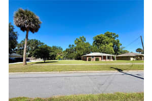 208 PALM WAY, TAVARES, FL 32778 - MLS#MFRG5103376