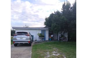 500 W Woodward Ave, EUSTIS