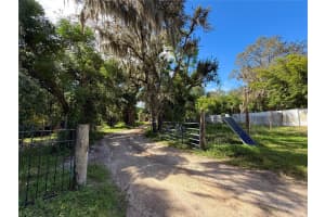 696 SUNSET DRIVE, MOUNT DORA, FL 32757 - MLS#MFRG5103490