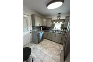 123 DADE AVENUE, BUSHNELL, FL 33513 - MLS#MFRG5103501