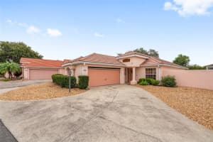 906 SANTA ANNA LANE, LADY LAKE, FL 32159 - MLS#MFRG5103535