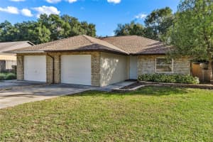 2320 CENTENNIAL BOULEVARD, LEESBURG, FL 34748 - MLS#MFRG5103673