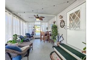 1359 WINDSOR STREET, TAVARES, FL 32778 - MLS#MFRG5103834