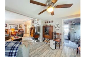 1359 WINDSOR STREET, TAVARES, FL 32778 - MLS#MFRG5103834