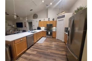 2236 LAKE POINTE CIRCLE, LEESBURG, FL 34748 - MLS#MFRG5103844