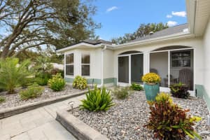 515 LOMA PASEO DRIVE, LADY LAKE, FL 32159 - MLS#MFRG5103876