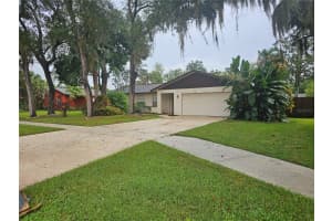 112 ROCK LAKE ROAD, LONGWOOD, FL 32750 - MLS#MFRG5103889