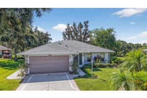 21902 KING HENRY AVENUE, LEESBURG, FL 34748 - MLS#MFRG5103957