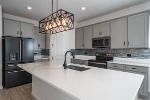 8010 CHERRYSTONE STREET, LEESBURG, FL 34748 - MLS#MFRG5104094