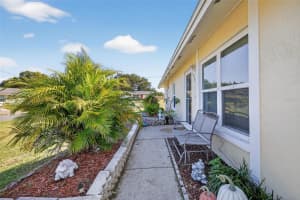 1239 PADGETT CIRCLE, LADY LAKE, FL 32159 - MLS#MFRG5104155