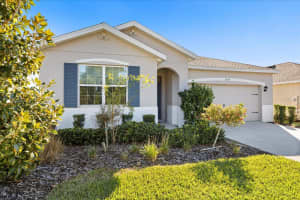 8104 PENROSE PLACE, WILDWOOD, FL 34785 - MLS#MFRG5104254