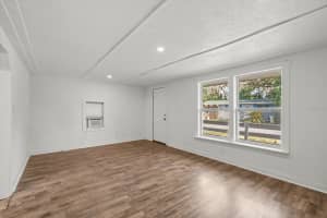 37547 WASHINGTON AVENUE, UMATILLA, FL 32784 - MLS#MFRG5104350