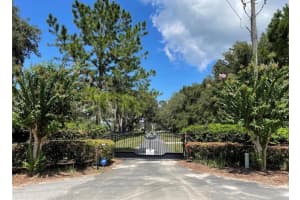 400 CARMAN DRIVE, LEESBURG, FL 34748 - MLS#MFRG5104429