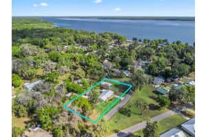 2376 CR 444, LAKE PANASOFFKEE, FL 33538 - MLS#MFRG5104453