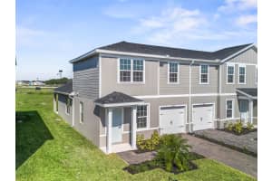 1205 PORT BLUE WAY, LADY LAKE, FL 32159 - MLS#MFRG5104473