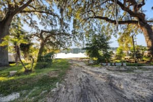 E CROOKED LAKE DR, EUSTIS, FL 32726 - MLS#MFRG5104526