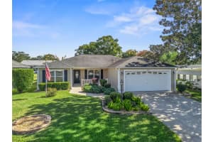 828 SILVER OAK AVENUE, LADY LAKE, FL 32159 - MLS#MFRG5104555