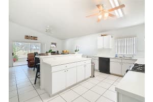 15933 BAY VISTA DRIVE, CLERMONT, FL 34714 - MLS#MFRG5104629