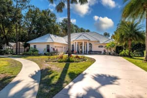 5061 GREENBRIAR TRAIL, MOUNT DORA, FL 32757 - MLS#MFRG5104656