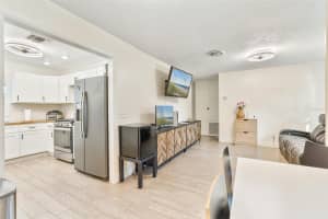 995 EMERALD DRIVE, MOUNT DORA, FL 32757 - MLS#MFRG5104764