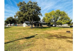 37445 GRAYS AIRPORT ROAD, LADY LAKE, FL 32159 Sold 02/10/26