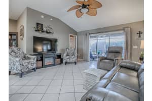 9238 171ST COOPER LOOP, THE VILLAGES, FL 32162 - MLS#MFRG5104931