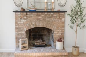 21135 PECKHAM AVENUE, MOUNT DORA, FL 32757 - MLS#MFRG5104949