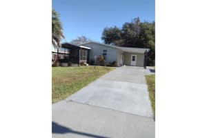 1607 Doral Cir, LADY LAKE
