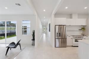 438 SKYFIELD COURT, LADY LAKE, FL 32159 - MLS#MFRG5105094