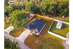 225 HILLSIDE AVENUE, UMATILLA, FL 32784 - MLS#MFRG5105121