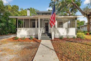 1022 N Donnelly St, MOUNT DORA