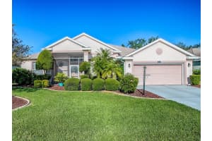 24018 Robinwood St, LEESBURG