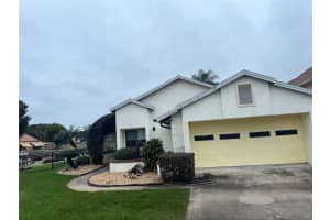 832 PALM HARBOR COURT, LEESBURG, FL 34748 - MLS#MFRG5105236