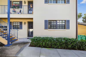 110 TREMAIN STREET, MOUNT DORA, FL 32757 - MLS#MFRG5105261