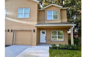 250 COLLINS STREET, UMATILLA, FL 32784 - MLS#MFRG5105286