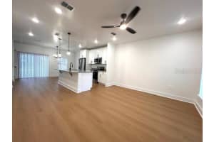 250 COLLINS STREET, UMATILLA, FL 32784 - MLS#MFRG5105286