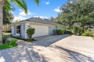 24251 CALUSA BOULEVARD, EUSTIS, FL 32736 - MLS#MFRG5105340
