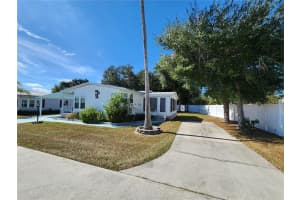 204 SWEET CIRCLE, WINTER HAVEN, FL 33884 - MLS#MFRG5105600