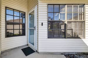 579 JUNIPER WAY, TAVARES, FL 32778 - MLS#MFRG5105608