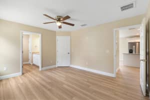 555 E ANDERSON AVENUE, BUSHNELL, FL 33513 - MLS#MFRG5105620