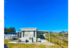 1370 COUNTY DRIVE, TAVARES, FL 32778 - MLS#MFRG5105716