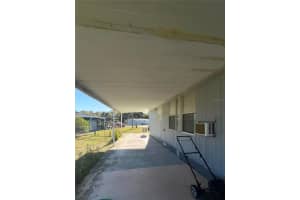 1370 COUNTY DRIVE, TAVARES, FL 32778 - MLS#MFRG5105716