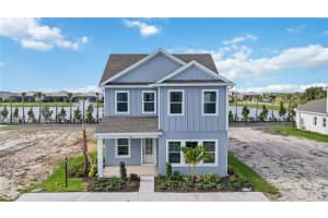 204 EAGLESTON LANE, LAKEWOOD RANCH, FL 34240 - MLS#MFRG5105793