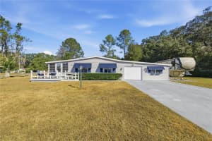 8270 County Road 109, LADY LAKE